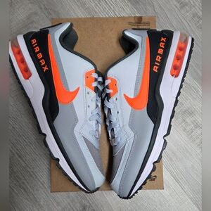 SOLD!!Nile Air Max LTD 3